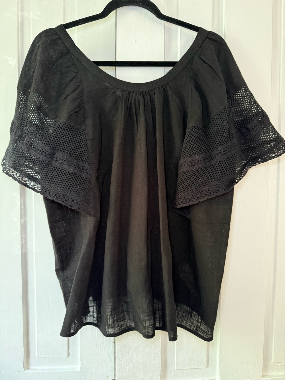 Old Navy NWT Black Crochet Sleeve Top - XL